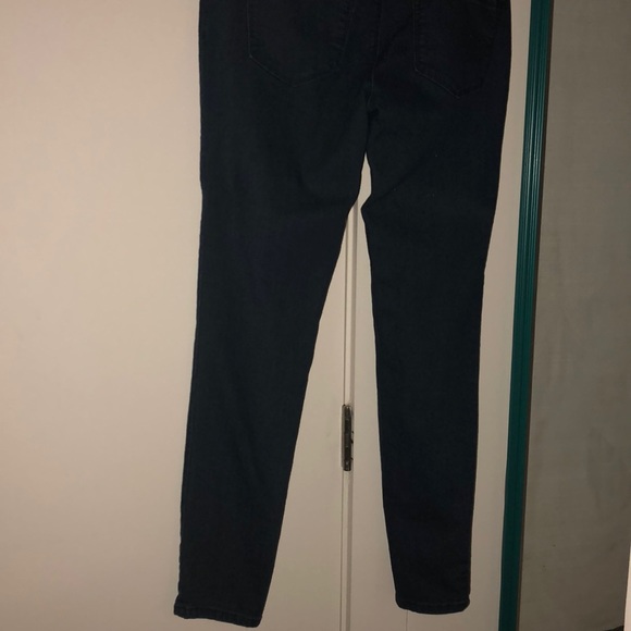 Forever21 Skinny Jeans - Picture 8 of 8
